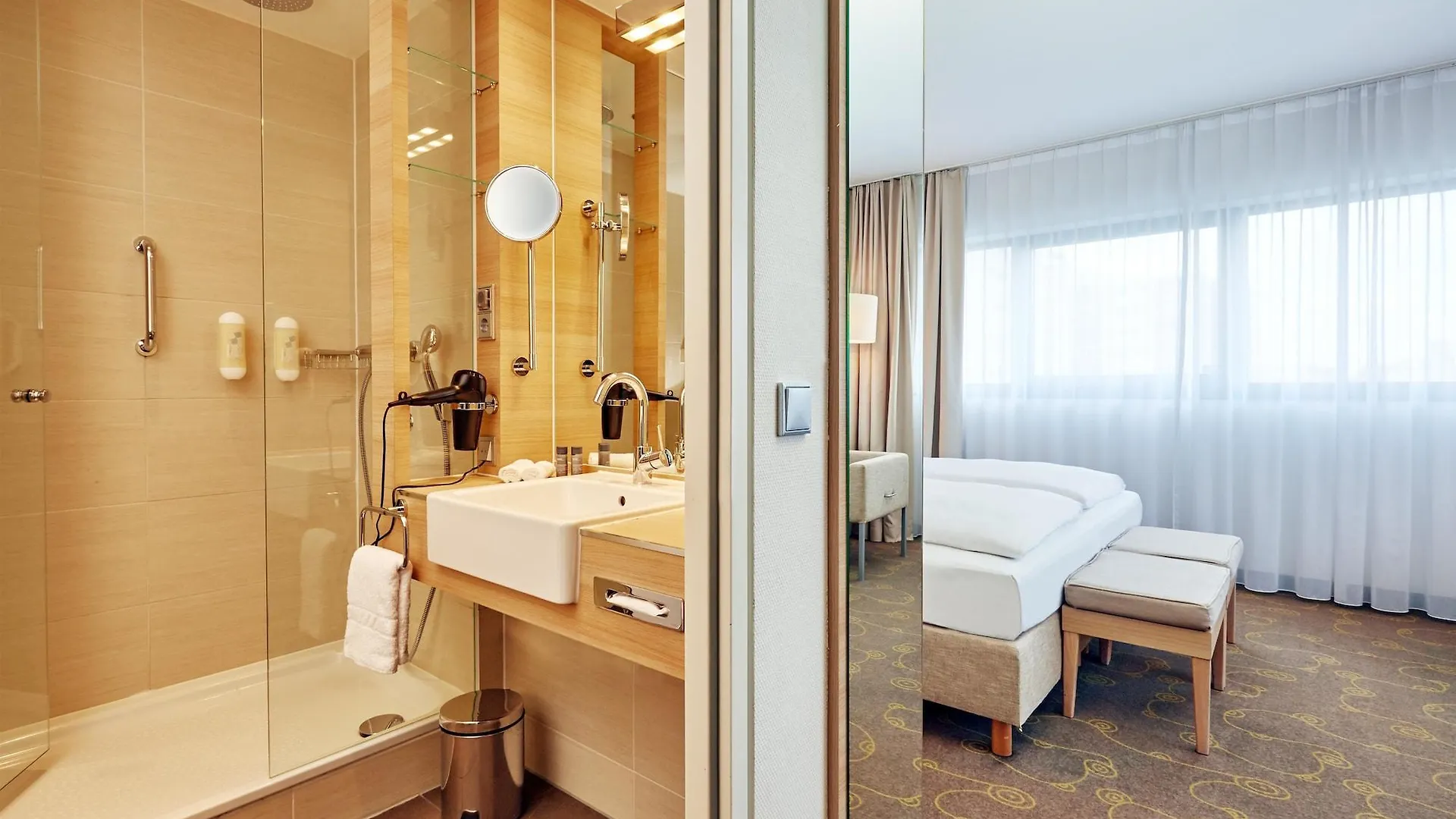 ****  H+ Hotel Salzburg Austria